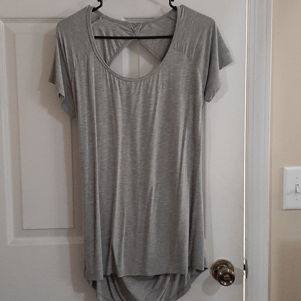 Backless Shirt